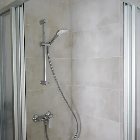 Moderne Im Stadtzentrum Kilonia