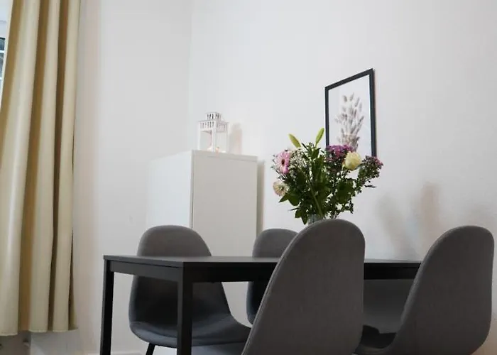 Moderne Im Stadtzentrum *