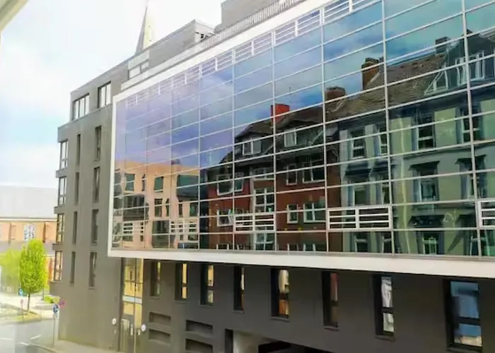 Moderne Im Stadtzentrum * Киль