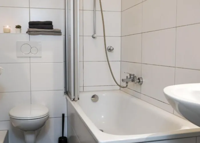 Апартаменты Moderne Im Stadtzentrum Киль