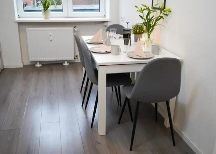 Moderne Im Stadtzentrum Апартаменты *